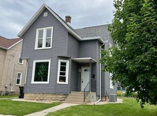 204 4th St, Beaver Dam, WI 53916