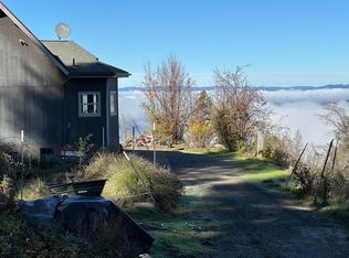 3 Coon Creek Rd, Willow Creek, CA 95573