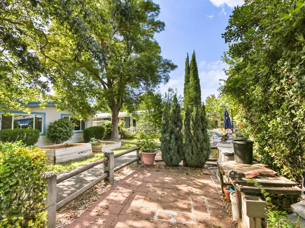 140 Inner Cir, Davis, CA 95618