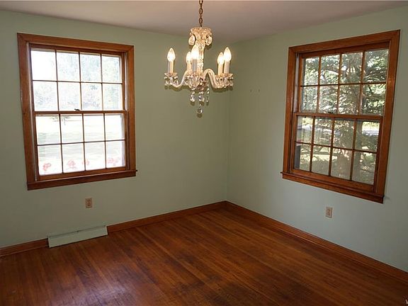 5th image of 4645 Christian Dr