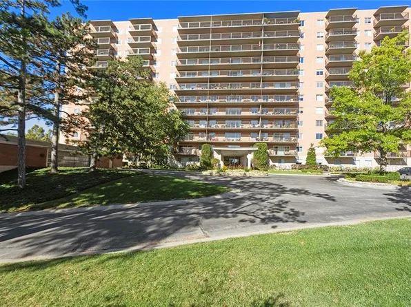 4550 Warwick Blvd APT 203, Kansas City, MO 64111