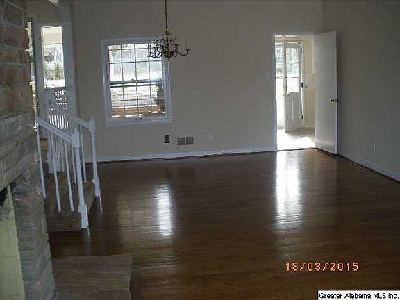 4th image of 915 Wildwood Dr