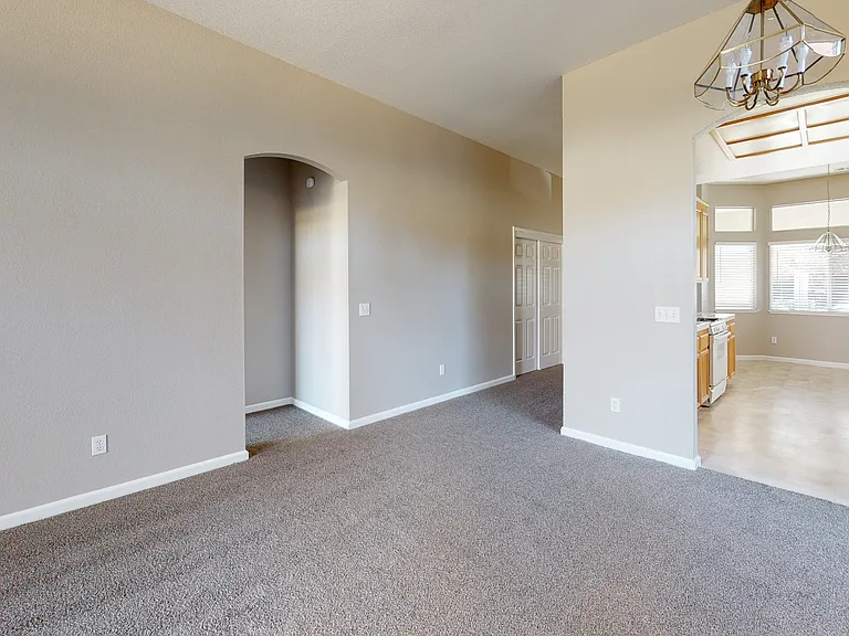 606 Canvasback Ct — Photo 4