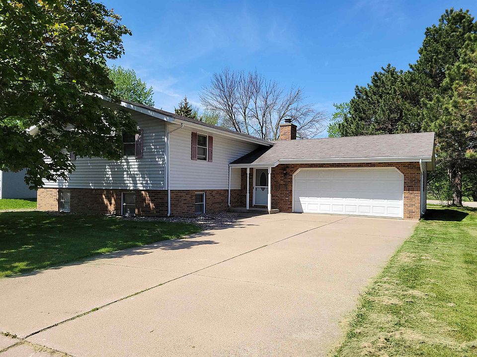 1st image of 1480 Country Club Ct