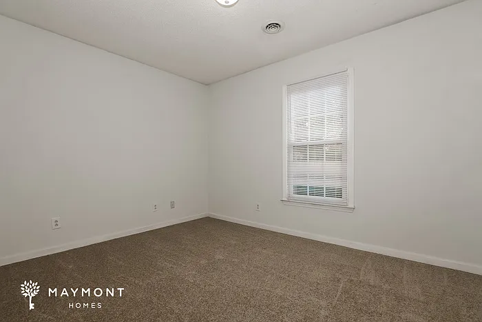 213 Berkshire Dr — Photo 12