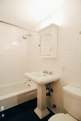 Rented by Tungsten Properties | media 20