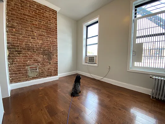 Rented by Compass | media 13