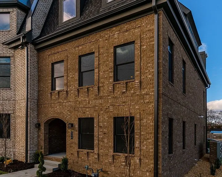 510 Garfield St — Photo 2