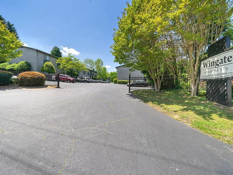 Wingate Apartments — Photo 2