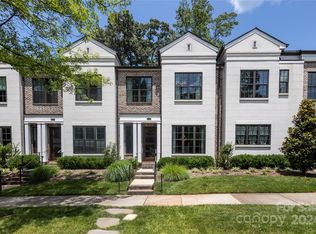 2039 Lynnwood Dr, Charlotte, NC 28209