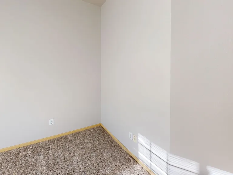 Cascades Apartments — Photo 74