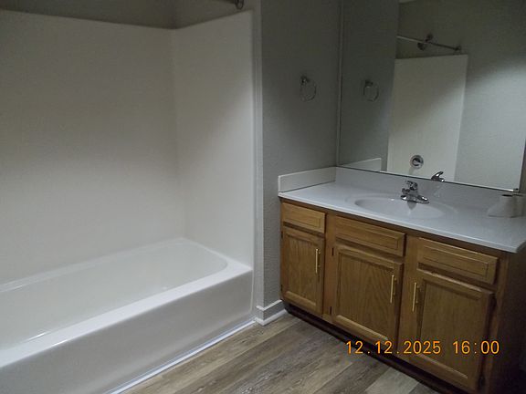 5th image of 216 N 4th St #405