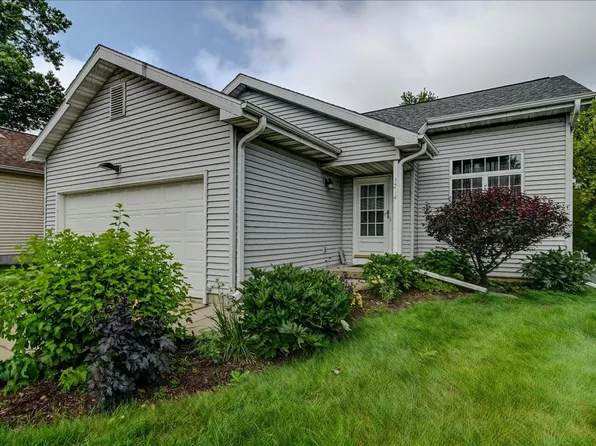 1214 Carpenter St, Madison, WI 53704