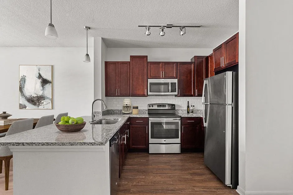 Park Place at Maguire Apartments — Photo 3