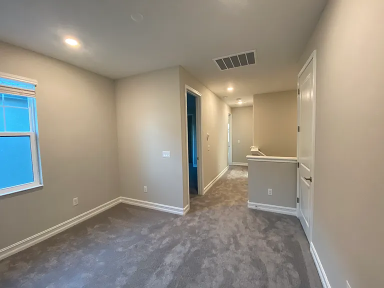 4671 Almada Ln — Photo 38