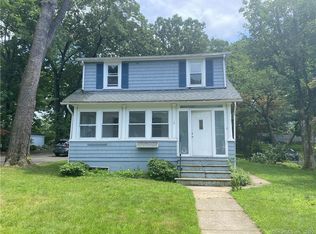 16 Wild Rose Rd, Westport, CT 06880