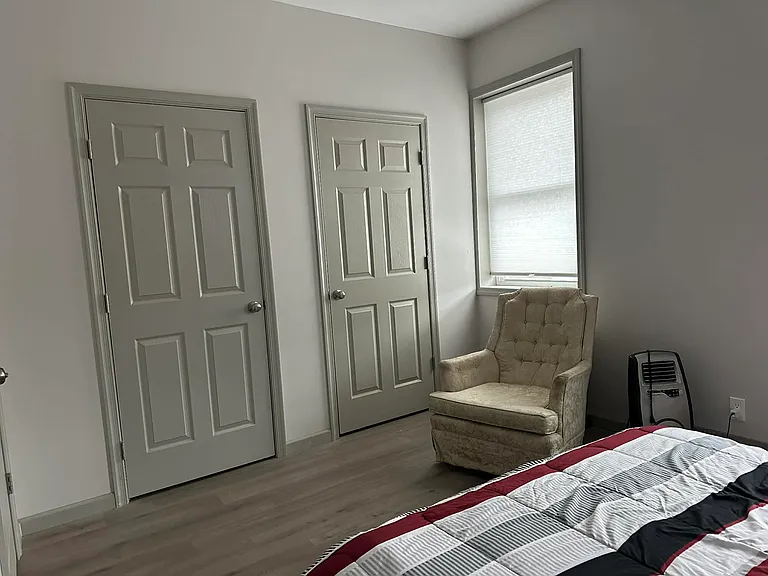 3859 Cambridge St #2 — Photo 4