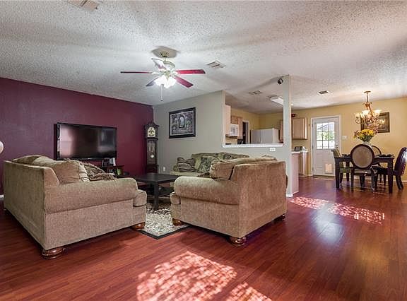 4th image of 226 Idlewyld Dr