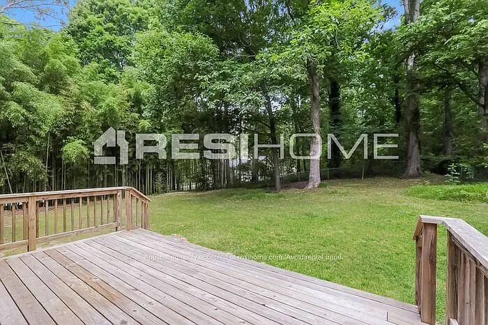 3321 Summer Wood Cir — Photo 14