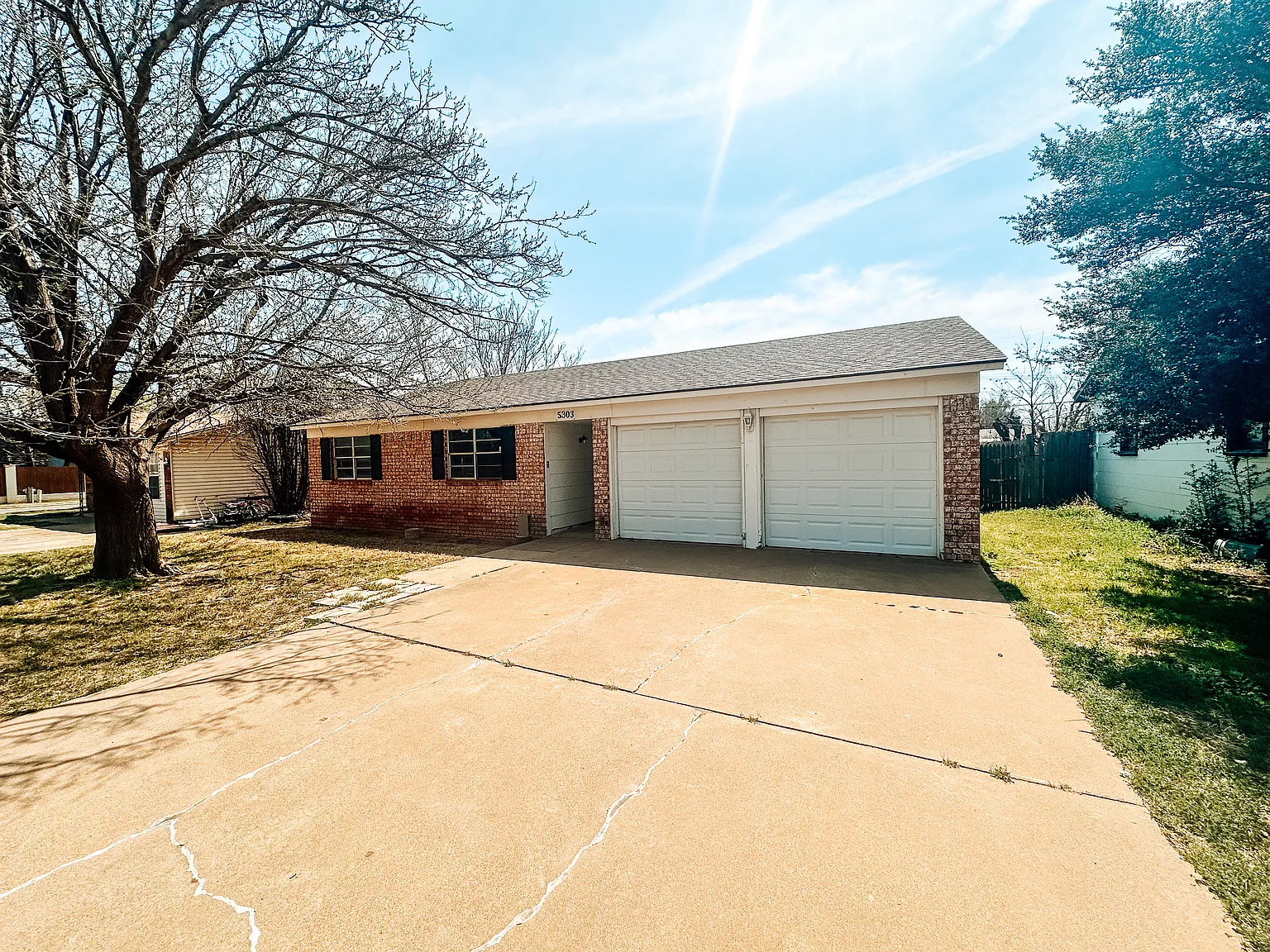 3 bed, 1239 sqft, $1,400 — Photo 1
