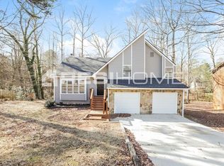 3751 Spring Garden Ln, Lithonia, GA 30038