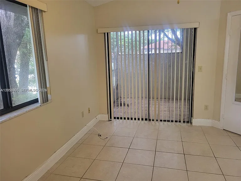 9843 SW 138th Ave #EA2R — Photo 7