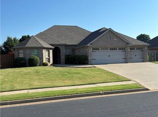 3506 SW Windy Oak Ave, Bentonville, AR 72713