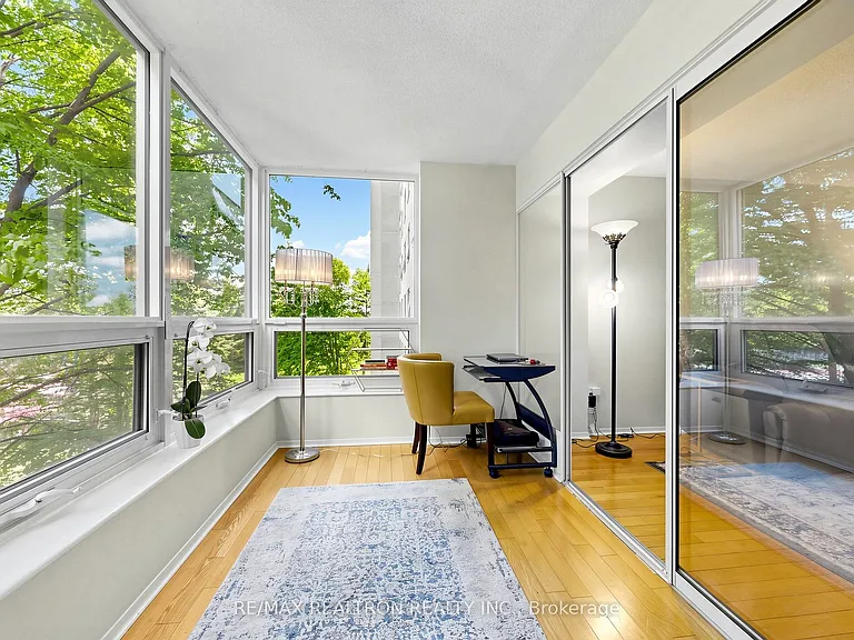 326 Major Mackenzie Dr E #307 — Photo 28