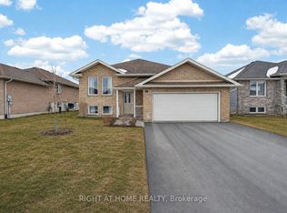 48 Freedom Cres, Quinte West, ON K8V0C2