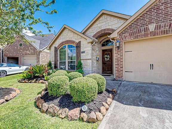 4th image of 12930 Buchanan Oaks Ln