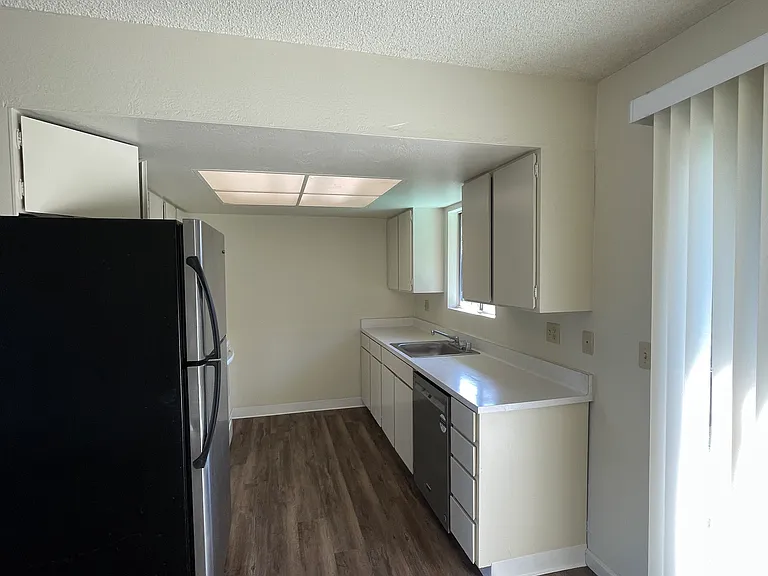 1840 Strobridge Ave — Photo 2