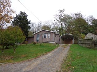 20 Harrison Ave, Berkeley Springs, WV 25411