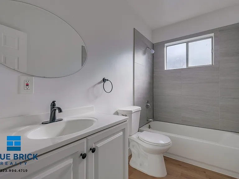 5312 Corteen Pl #16 — Photo 31