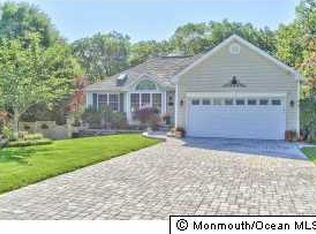 925 Sandy Cir, Manahawkin, NJ 08050