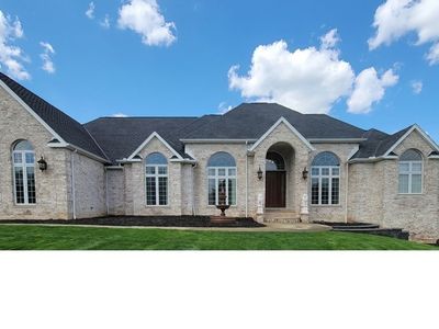 10584 Queens Way, North Royalton, OH, 44133