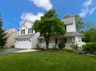 2009 Sheffield Ln, Geneva, IL 60134