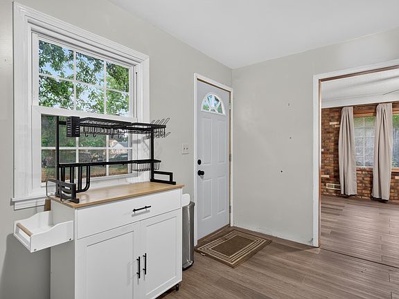 4th image of 5214 Morgan Ave N