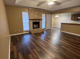 2334 Lido Ln, Arlington, TX 76015