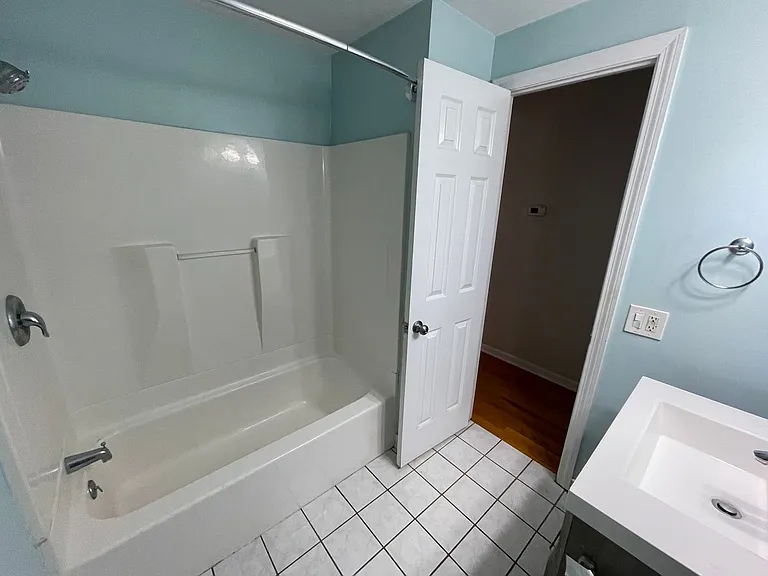 85 Brentwood Dr — Photo 32