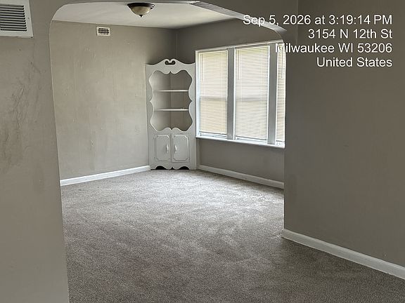 5th image of 3154A N 12th St