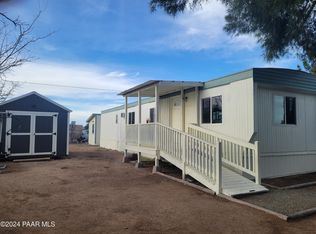 20768 E Deer Valley Ln, Mayer, AZ 86333