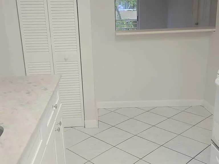 4111 Stirling Rd #406 — Photo 9