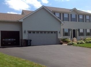 19823 Evensong Ave, Farmington, MN 55024