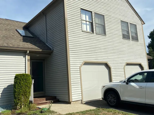 10 Elm Mdws, Enfield, CT 06082