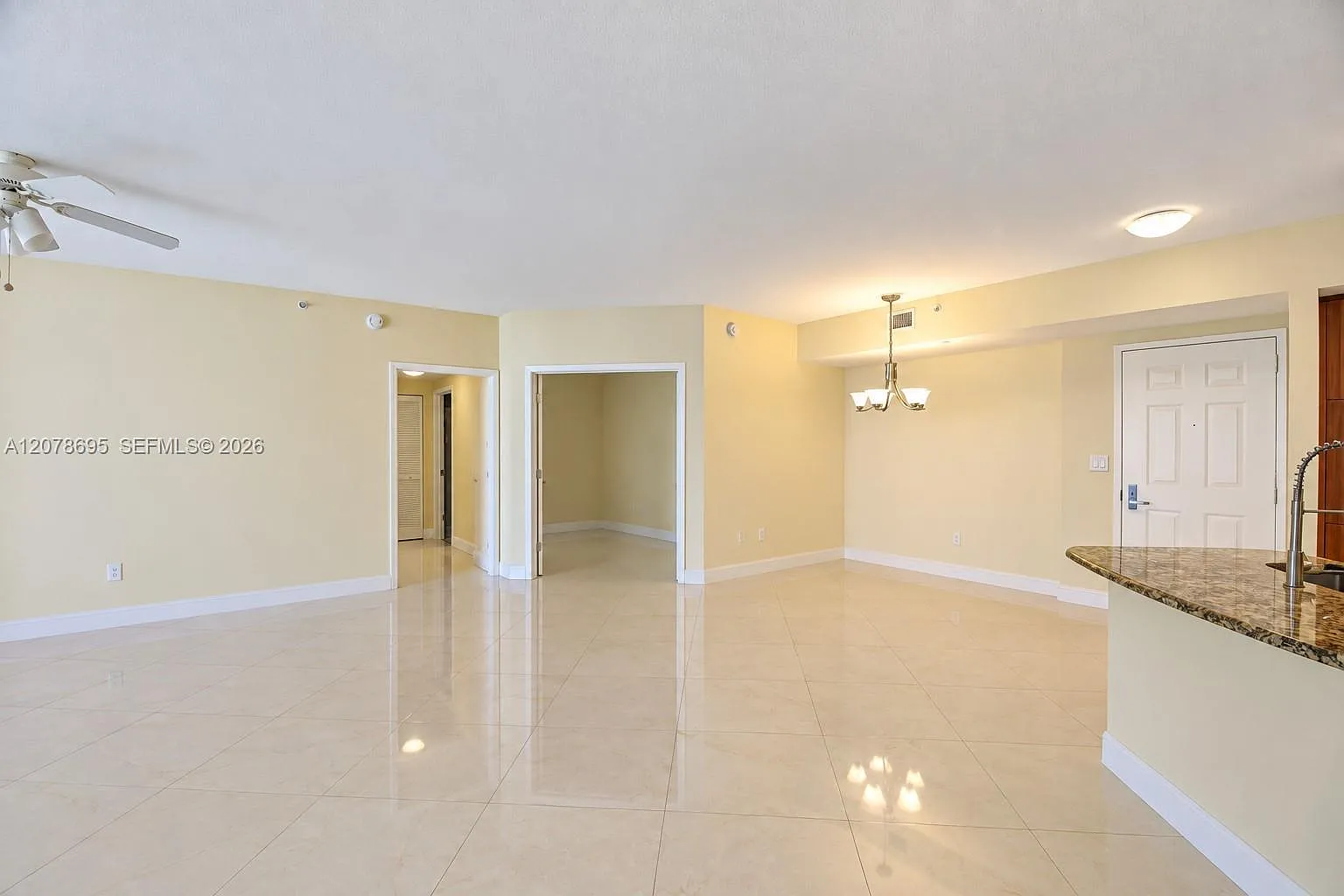 Veranda Condo — Photo 4