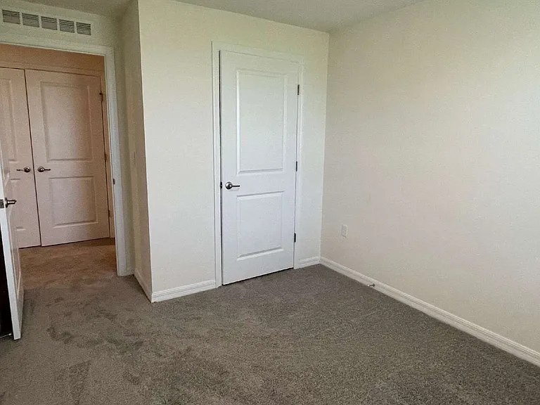 8386 Gower Trl — Photo 24