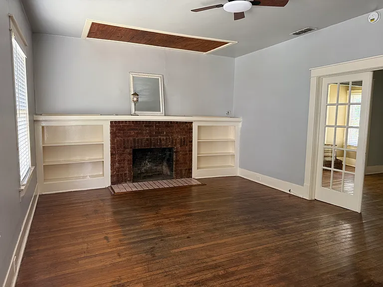 1023 W French Pl — Photo 32