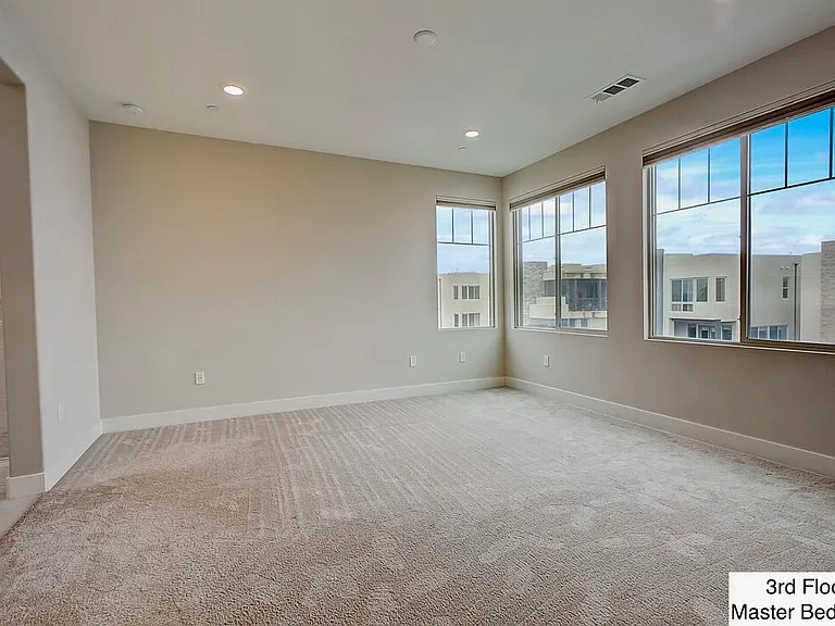 191 Stellar — Photo 34
