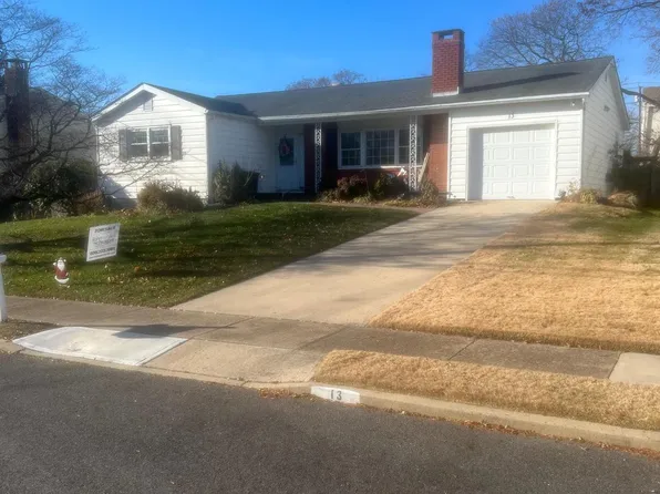 13 Sedgwick Rd, Hamilton, NJ 08690
