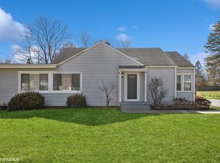 16W619 3rd Ave, Bensenville, IL 60106